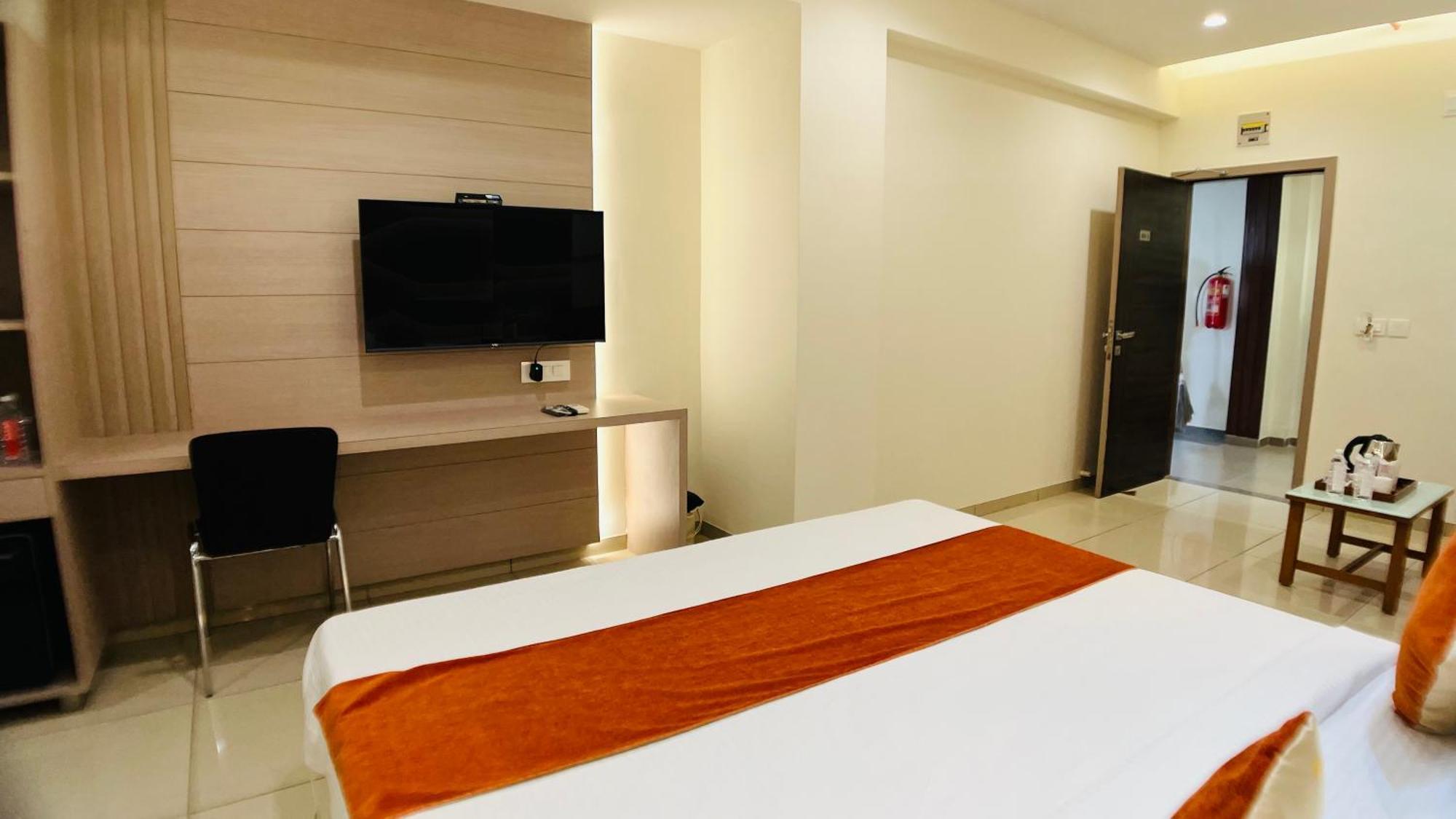 Superior King Room